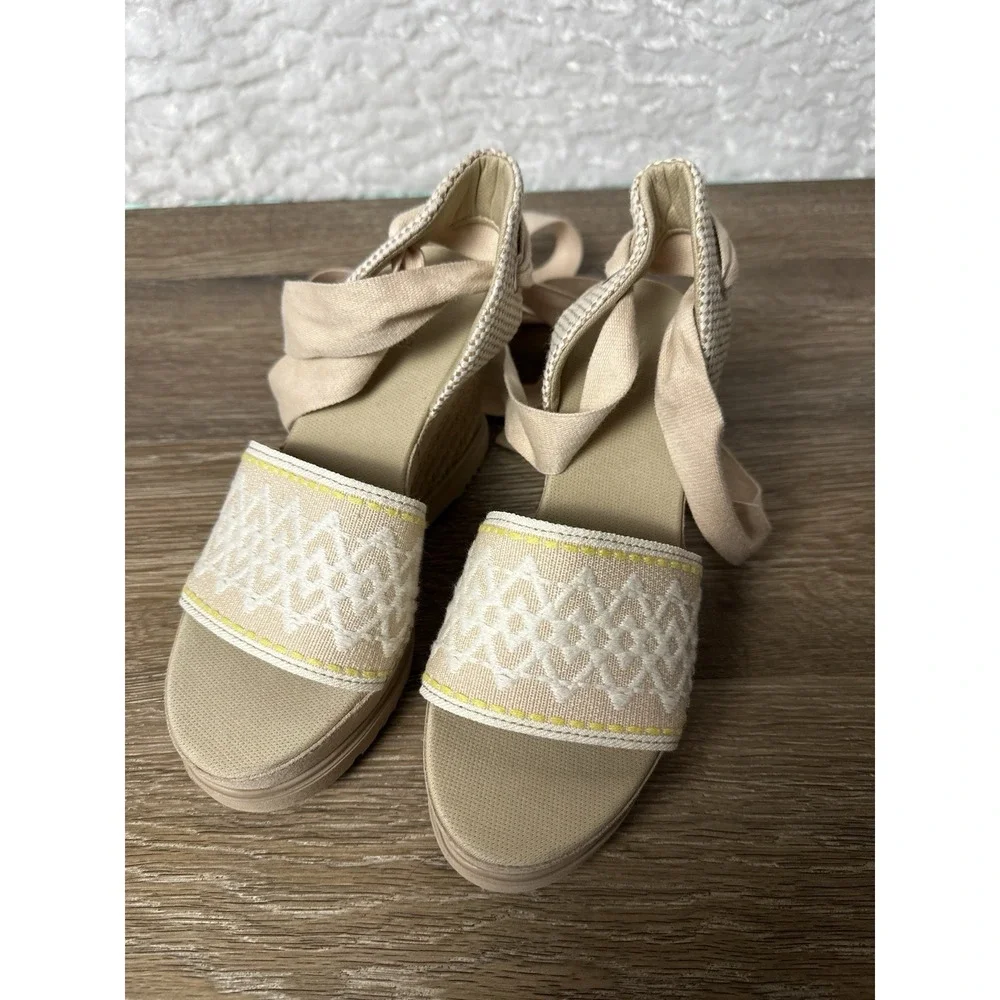 UGG Abbot Espadrille Wedge Sandals Ankle Wrap Lace Up Womens 7 NWT Resort Preppy - Picture 4 of 9